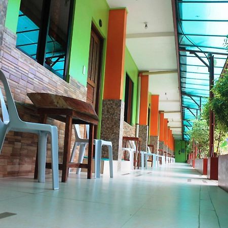 Green Park Tourist Inn Puerto Princesa Екстер'єр фото