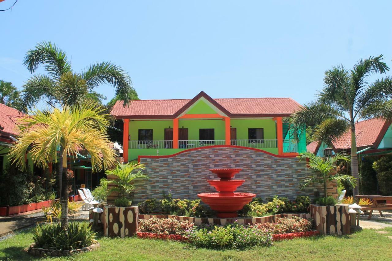 Green Park Tourist Inn Puerto Princesa Екстер'єр фото
