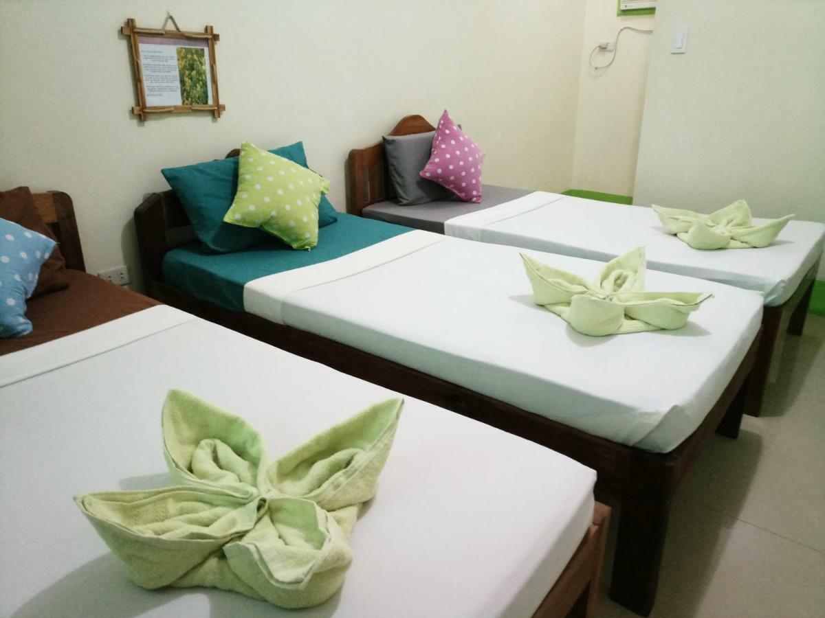 Green Park Tourist Inn Puerto Princesa Екстер'єр фото